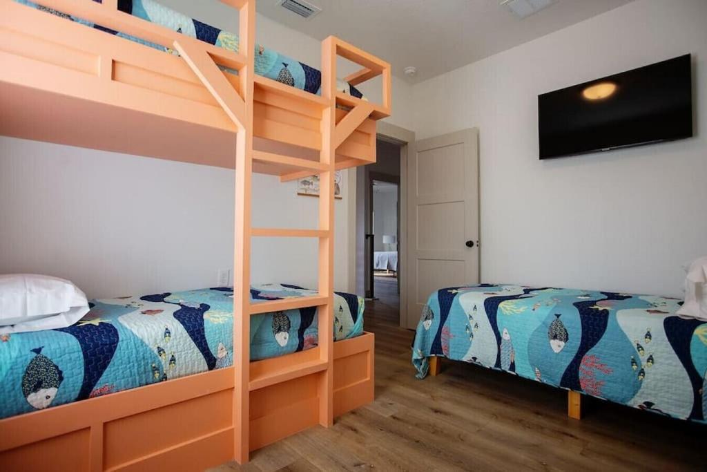 Coral Reef - Brand New Build, Pet Friendly, Private Pool! Sleeps 9! Villa Panama City Beach Luaran gambar