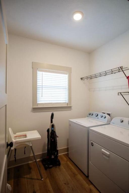 Coral Reef - Brand New Build, Pet Friendly, Private Pool! Sleeps 9! Villa Panama City Beach Luaran gambar